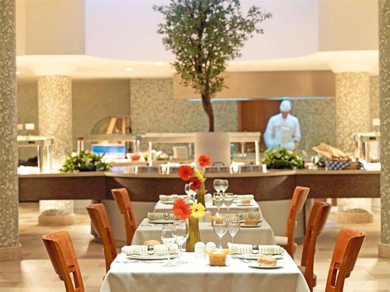Atlantica Oasis Hotel Limassol Exteriör bild